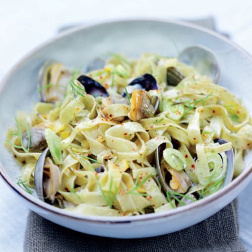 Linguine with Clams and Wild Fennel