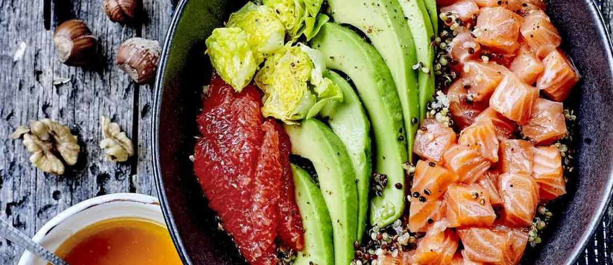 Poke Bowl with Salmon, Avocado & Grapefruit