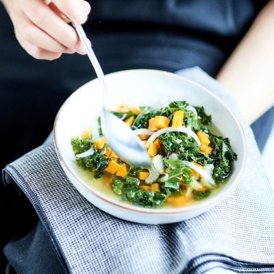 Winter vegetable detox broth