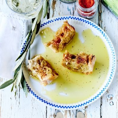 Olive & Basil Appetizer Bread