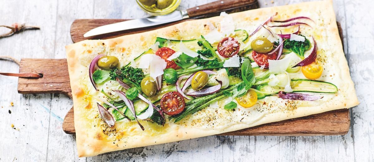 Crisp & Fresh Vegetable Pizza