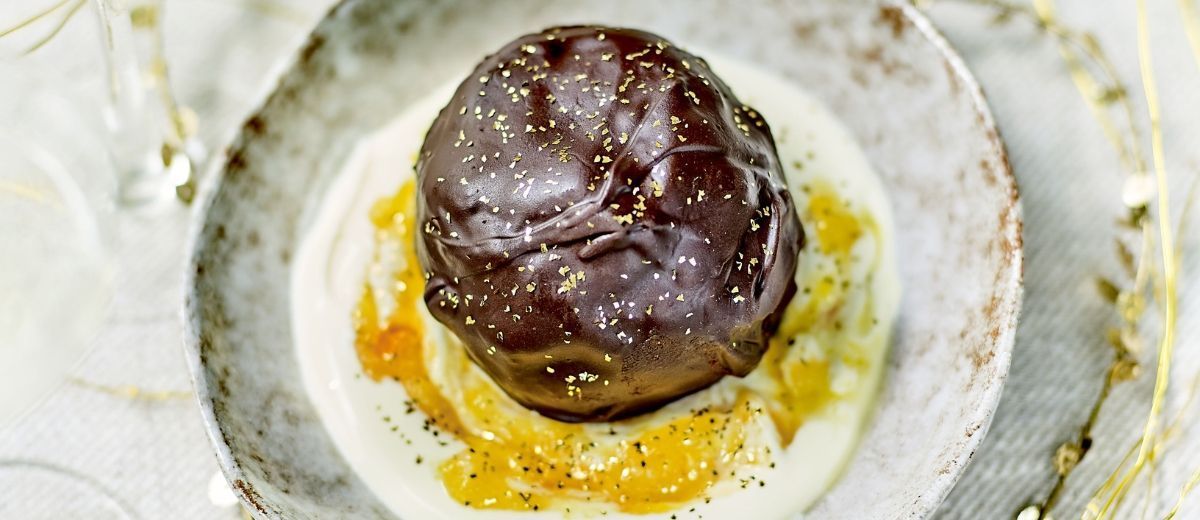 Two Chocolates Truffle Cakes