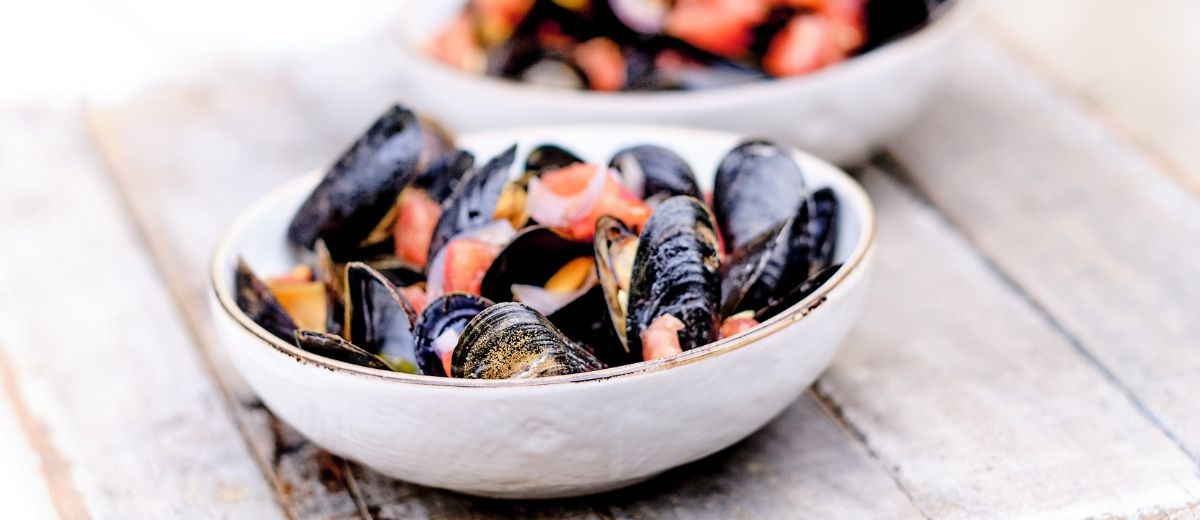 Mussels, tomato & Espelette Pepper
